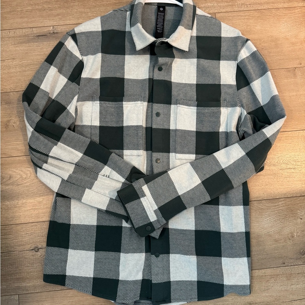Lululemon Men’s Button Down